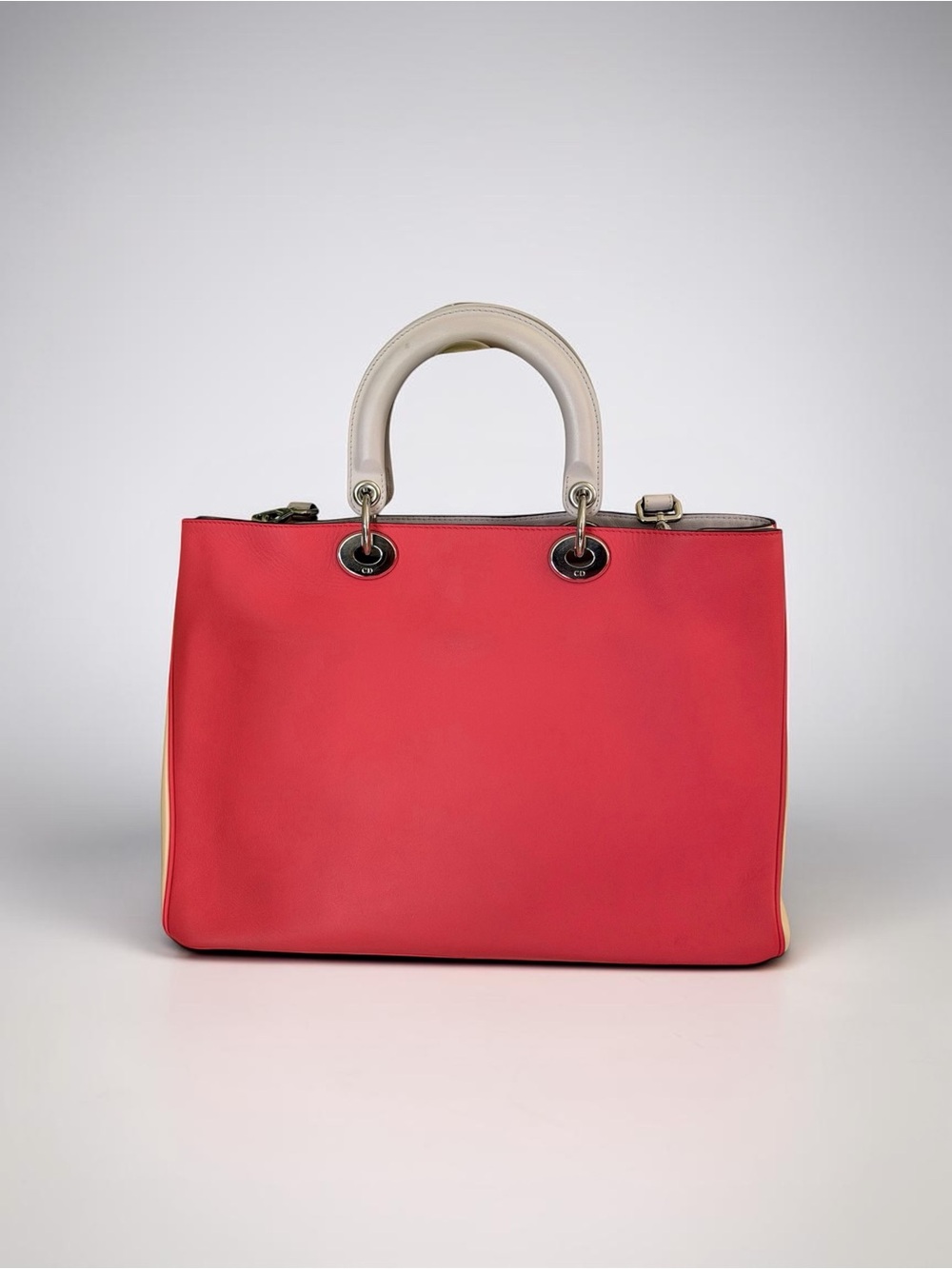 Christian Dior Diorissimo Large Tri-Color Calfskin Leather Tote - Picture 3 of 17